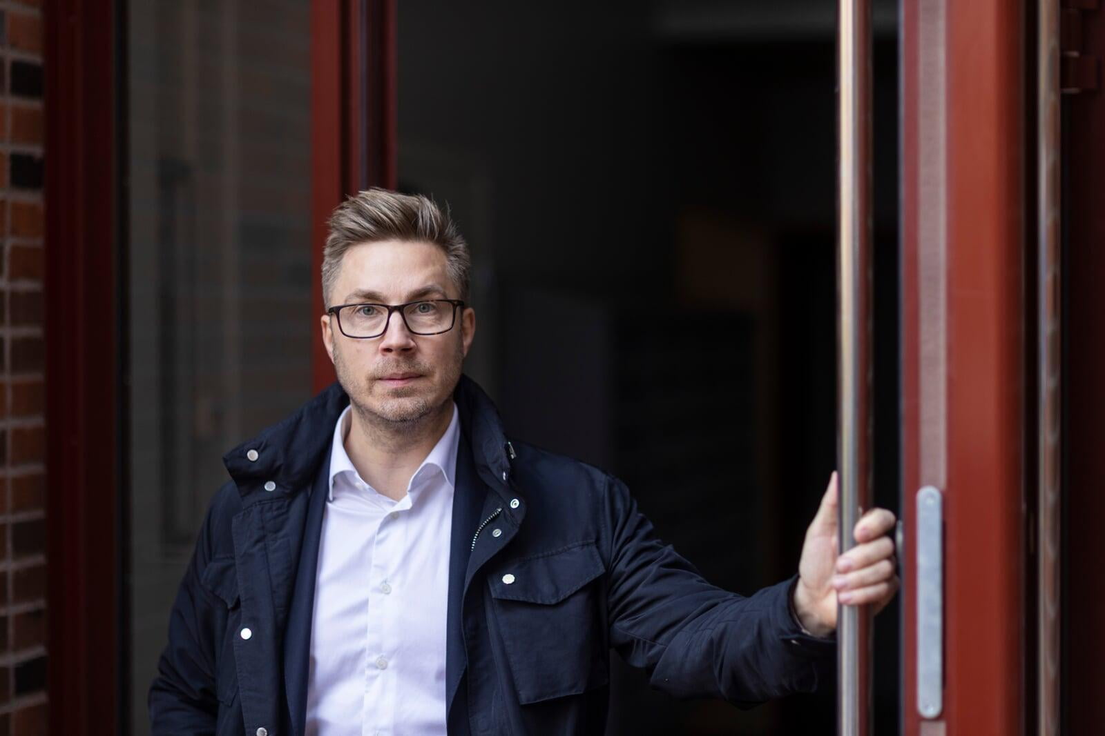 Marcus Lundgren uppmanar fler föreningar att investera i CDVI brytskydd med magnetlås